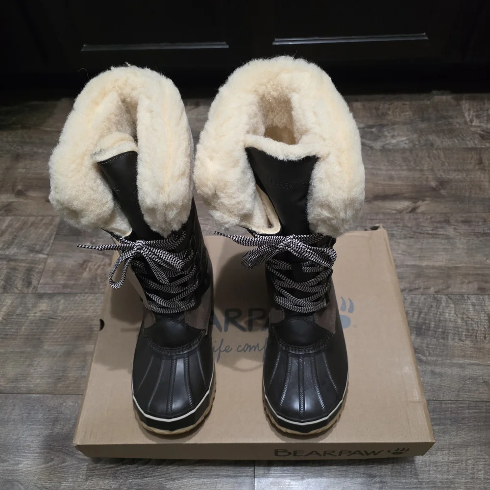 Bearpaw Women's Brown and Black Winter Boots Size 8